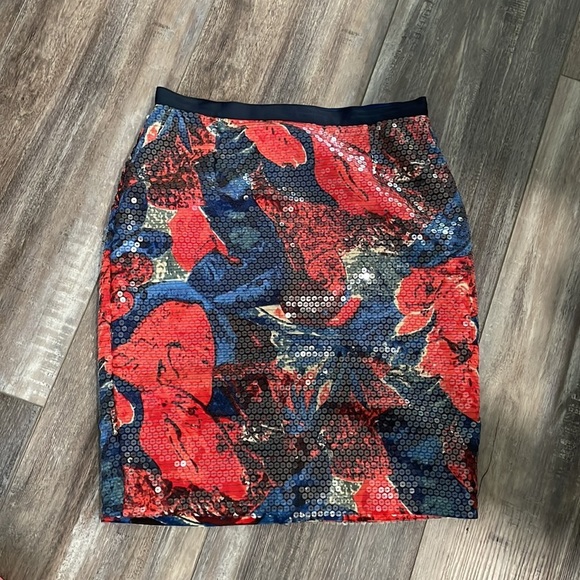 ANTHROPOLOGIE Sugar Fleur Sequin Pencil Skirt - Picture 5 of 9